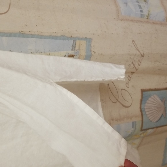 💛Malvin I 🖤 Linen Tunic / Coverup with Crochet Neckline - Picture 3 of 13